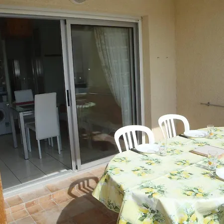 Appt 3 Pieces 28m2 + Loggia 8m2 Ref 4046 Le Castellas