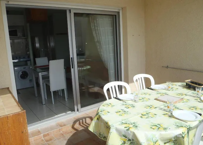 Appt 3 Pieces 28m2 + Loggia 8m2 Ref 4046 Le Castellas